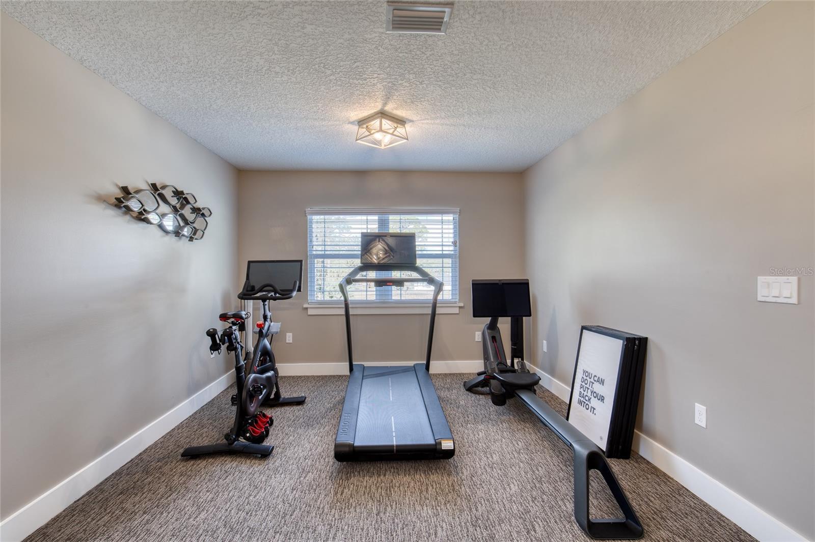 Image 46 of 86 For 108 Pine Tree Drive