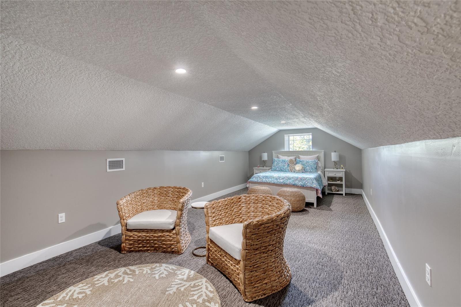 Image 49 of 86 For 108 Pine Tree Drive