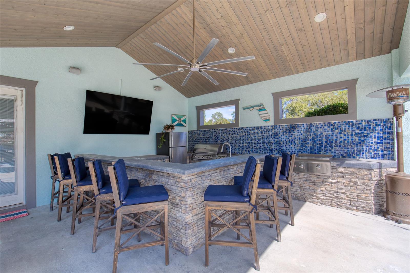 Image 60 of 86 For 108 Pine Tree Drive