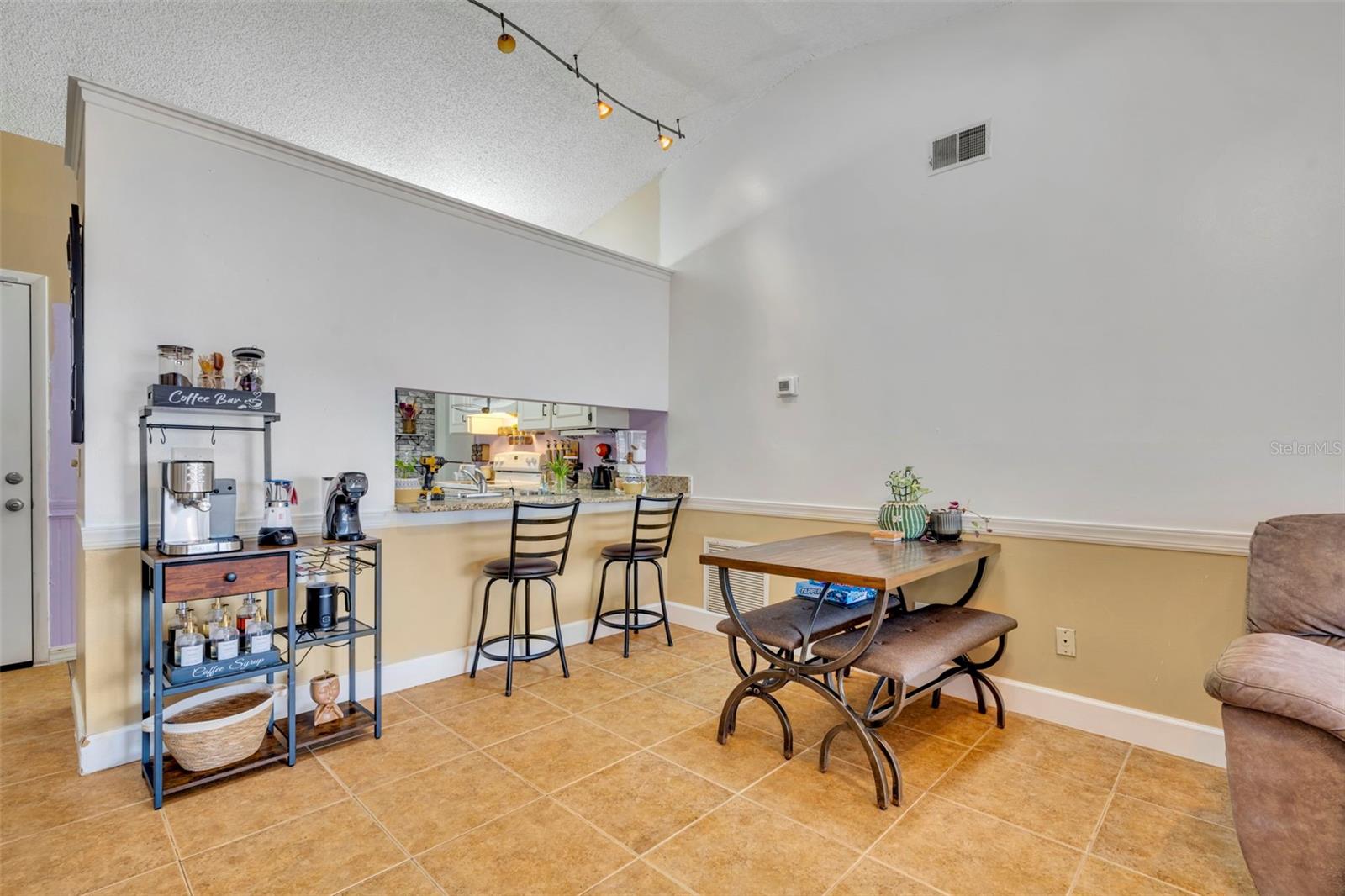 Image 13 of 27 For 2901 Chalmer Street