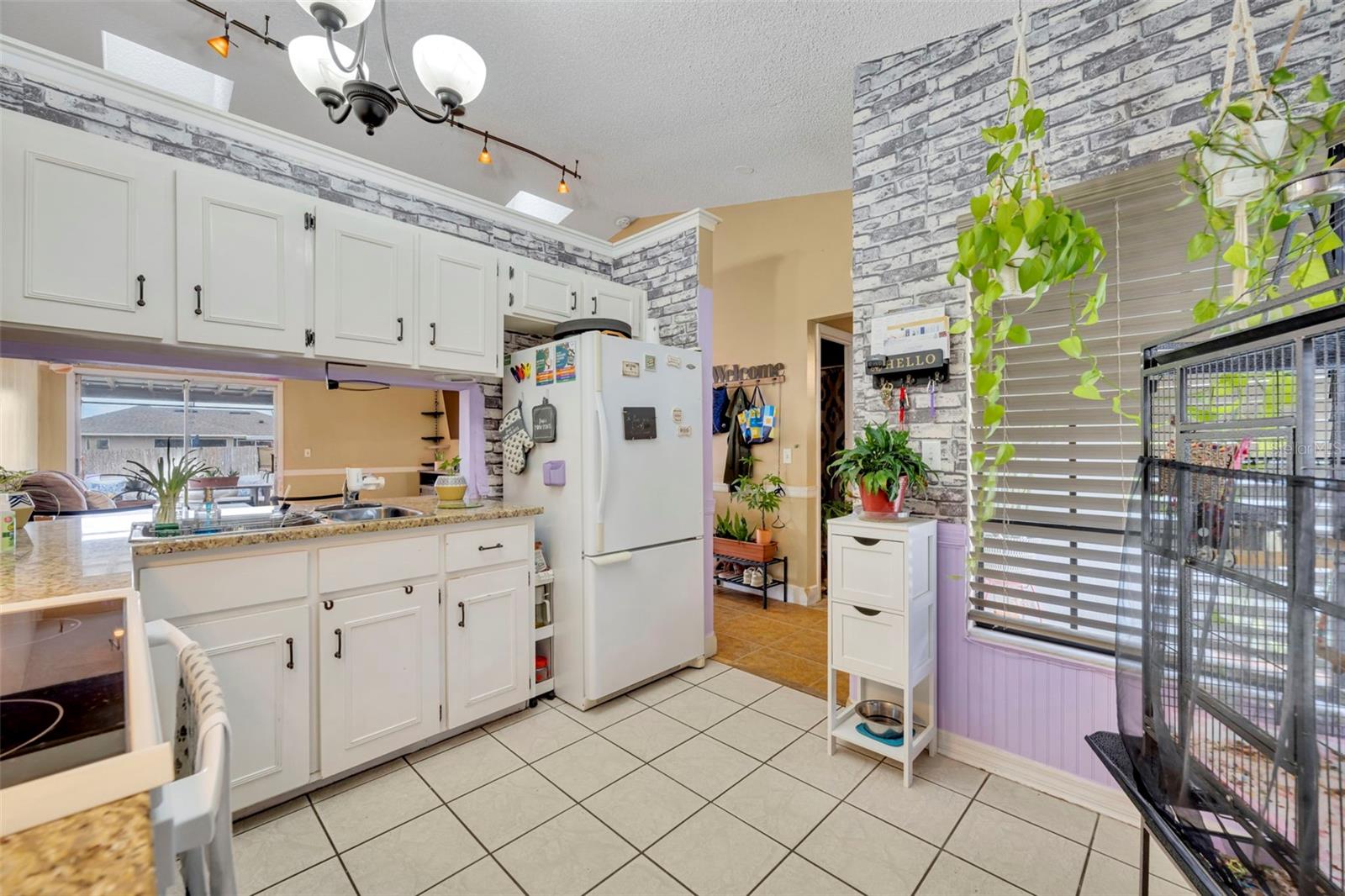 Image 15 of 27 For 2901 Chalmer Street