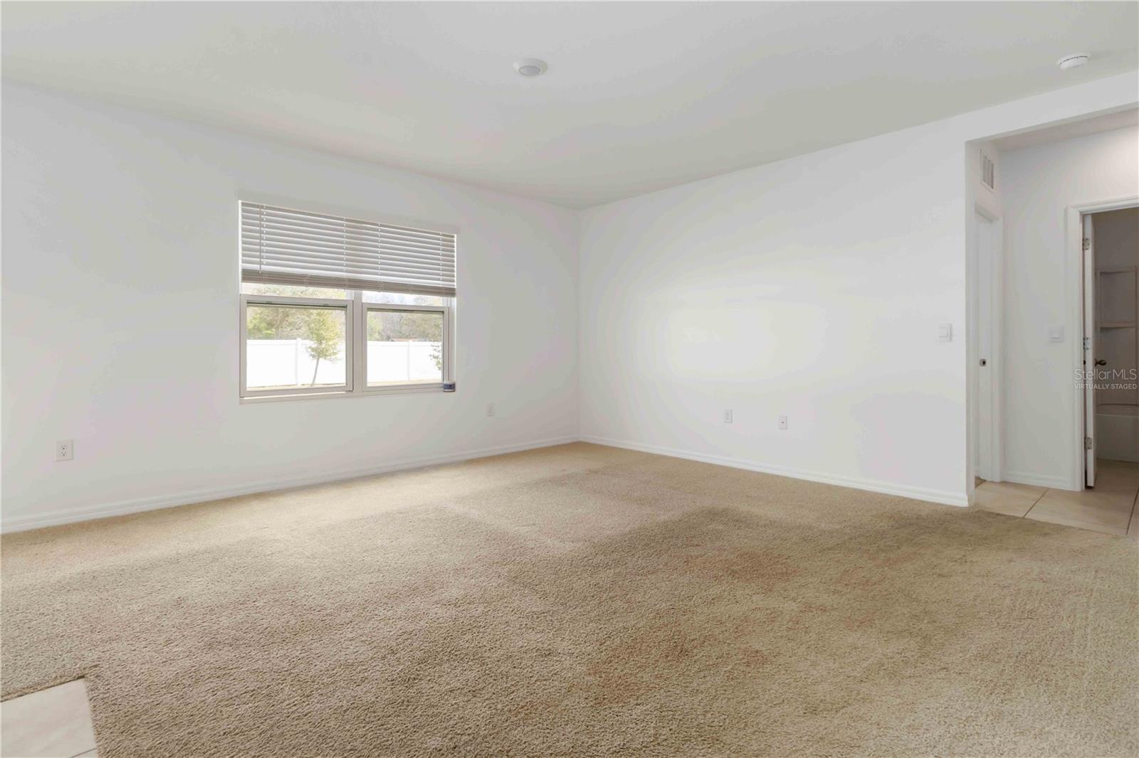 Image 11 of 37 For 2668 Neverland Drive