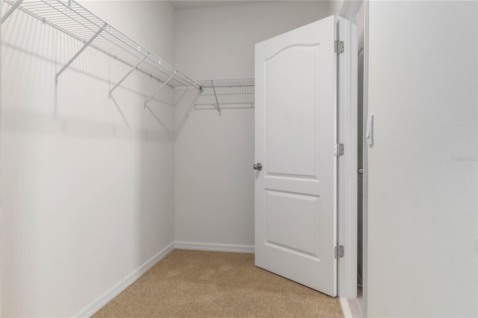 Image 23 of 37 For 2668 Neverland Drive