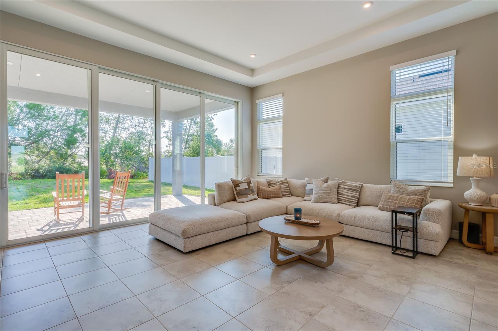 Image 13 of 43 For 887 Lake Hill Way