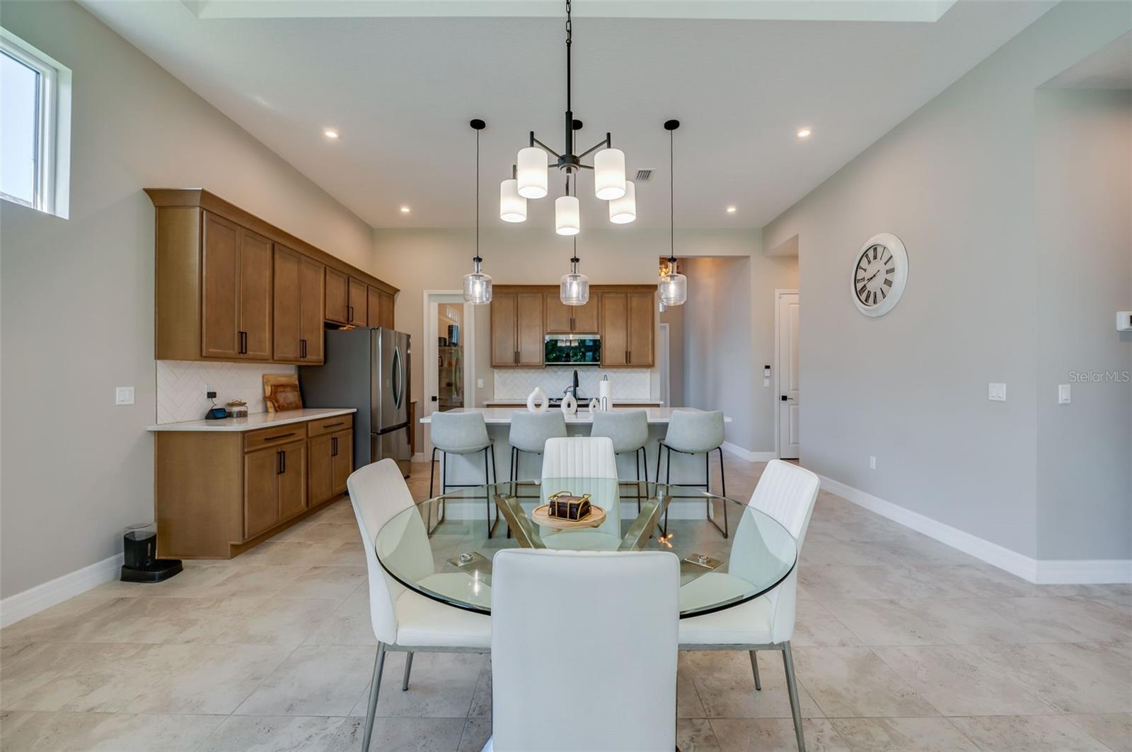 Image 2 of 43 For 887 Lake Hill Way