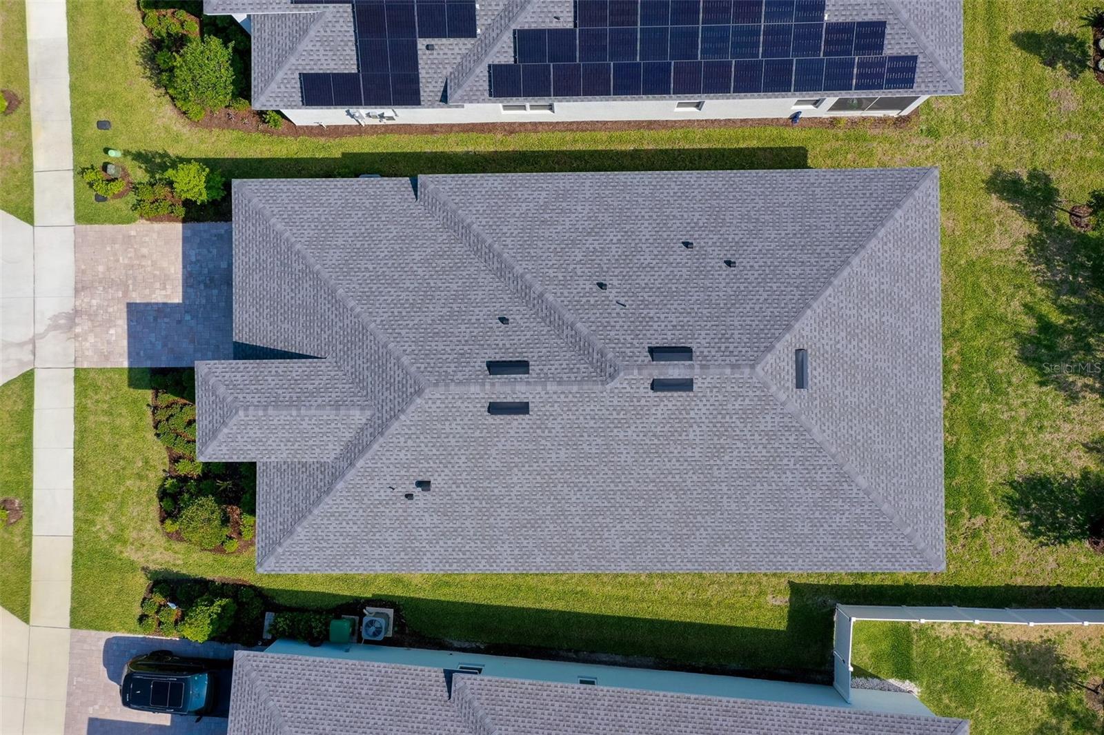 Image 32 of 43 For 887 Lake Hill Way