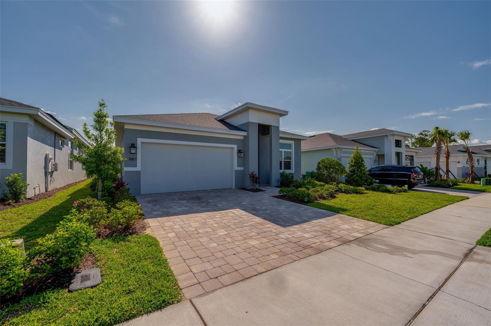 Image 33 of 43 For 887 Lake Hill Way