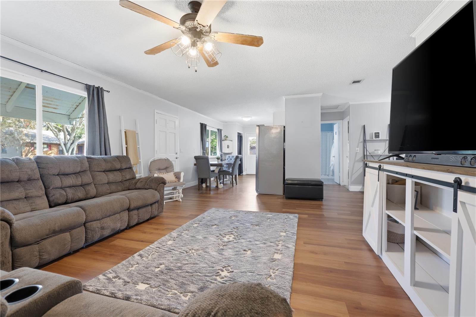 Image 2 of 16 For 1842 Royal Palm Drive