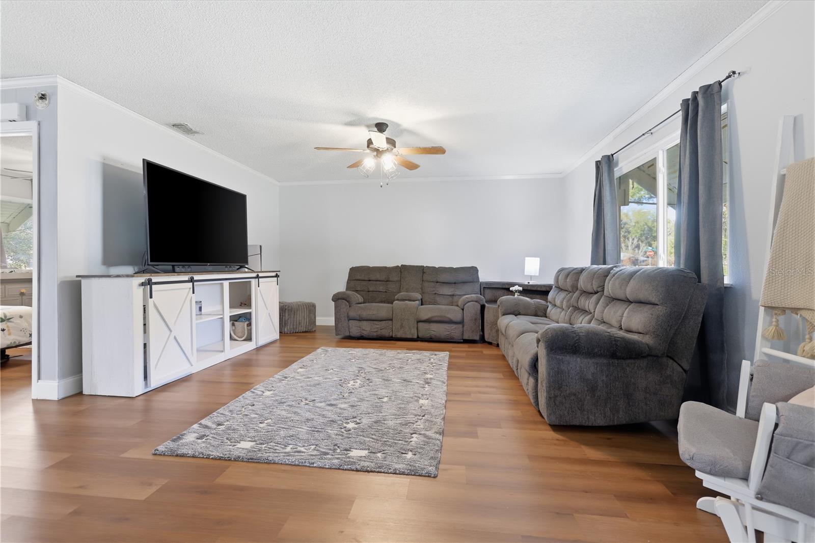 Image 3 of 16 For 1842 Royal Palm Drive