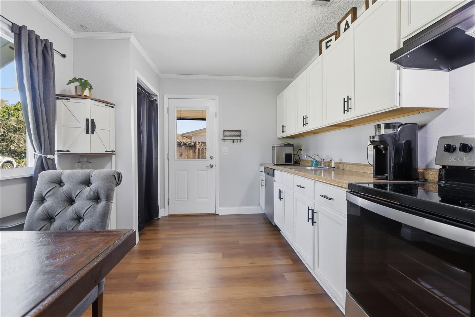 Image 4 of 16 For 1842 Royal Palm Drive