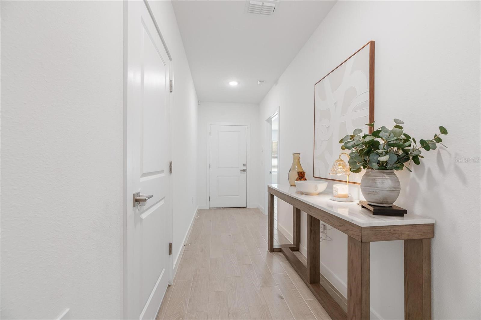 Image 12 of 40 For 17 Birchwood Place