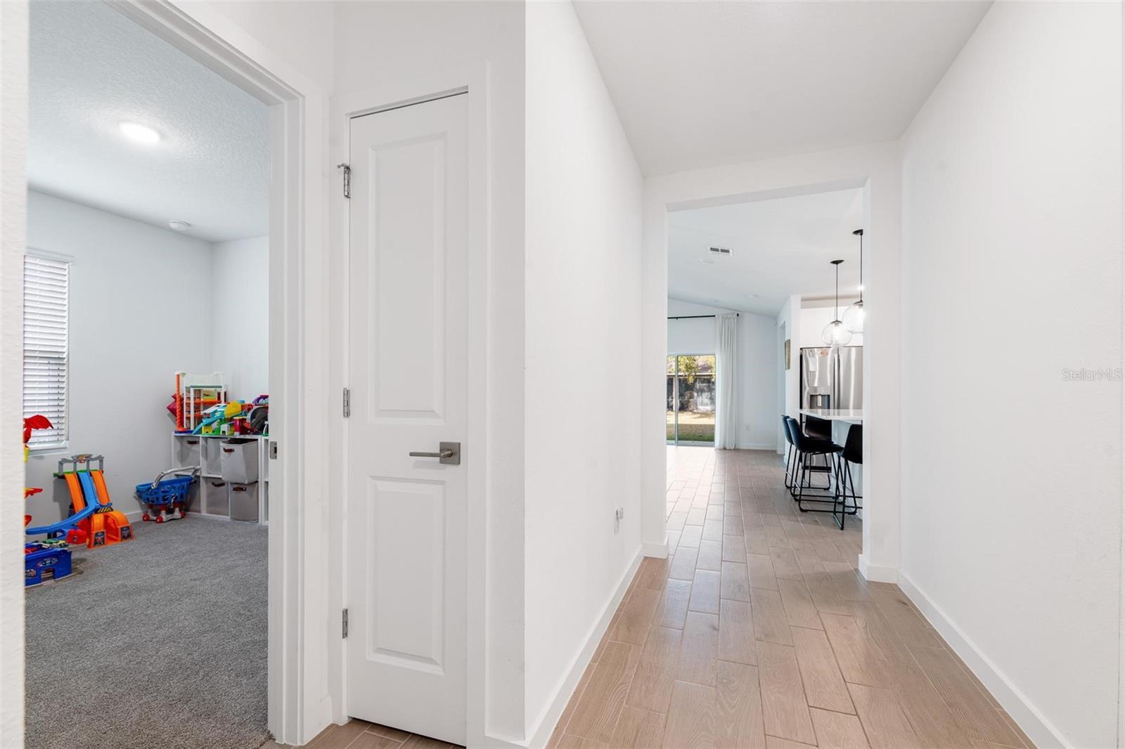 Image 14 of 40 For 17 Birchwood Place