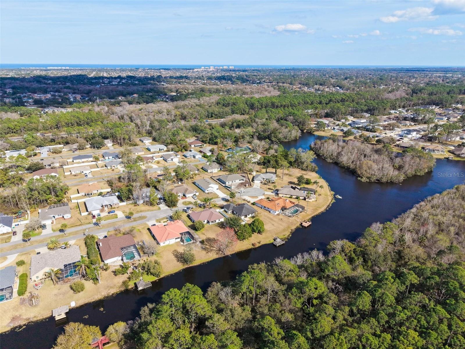 Image 36 of 40 For 17 Birchwood Place