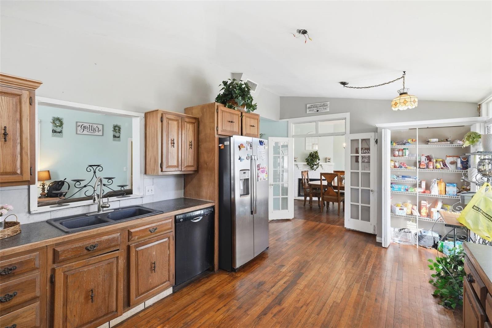 Image 17 of 50 For 420 Pine Street