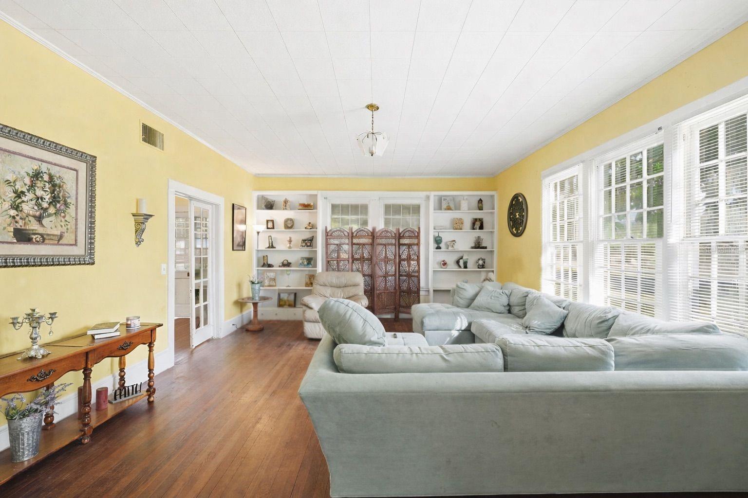 Image 22 of 50 For 420 Pine Street