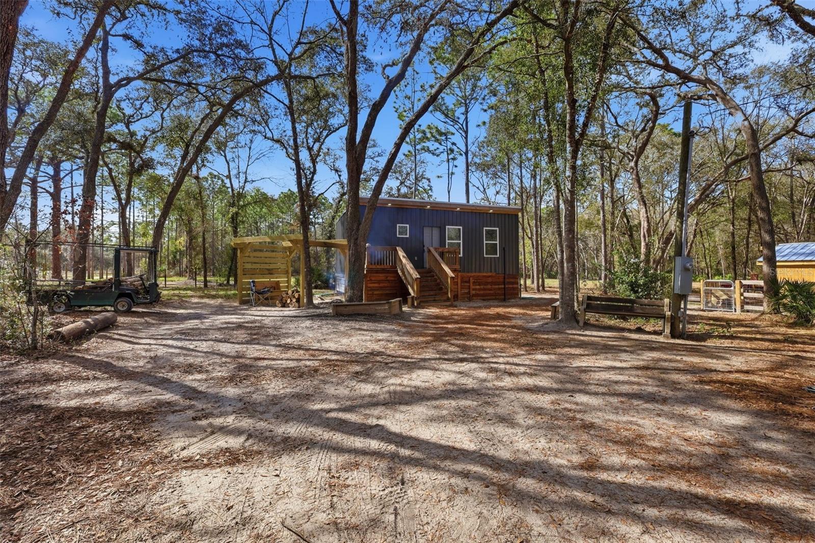 Image 10 of 47 For 15484 70th Avenue