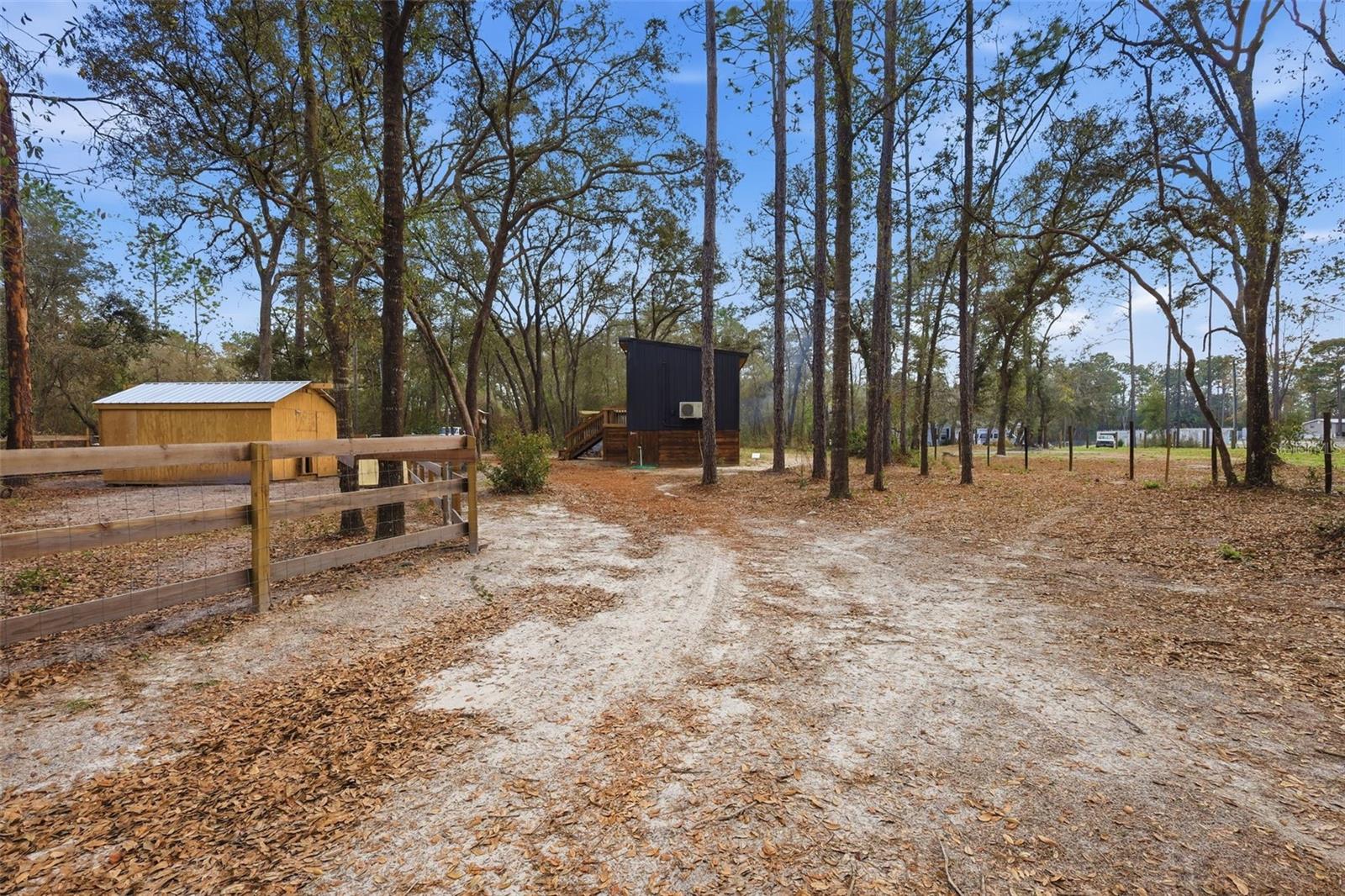 Image 6 of 47 For 15484 70th Avenue