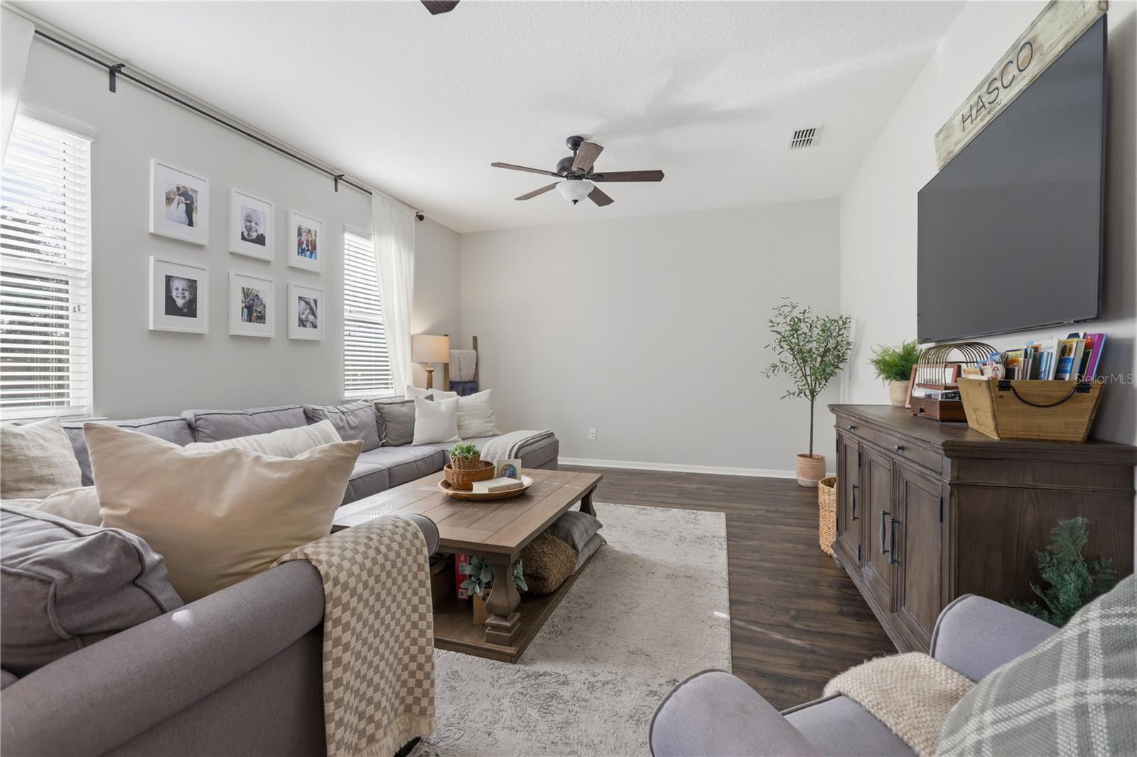 Image 15 of 49 For 2374 Kennington Cove