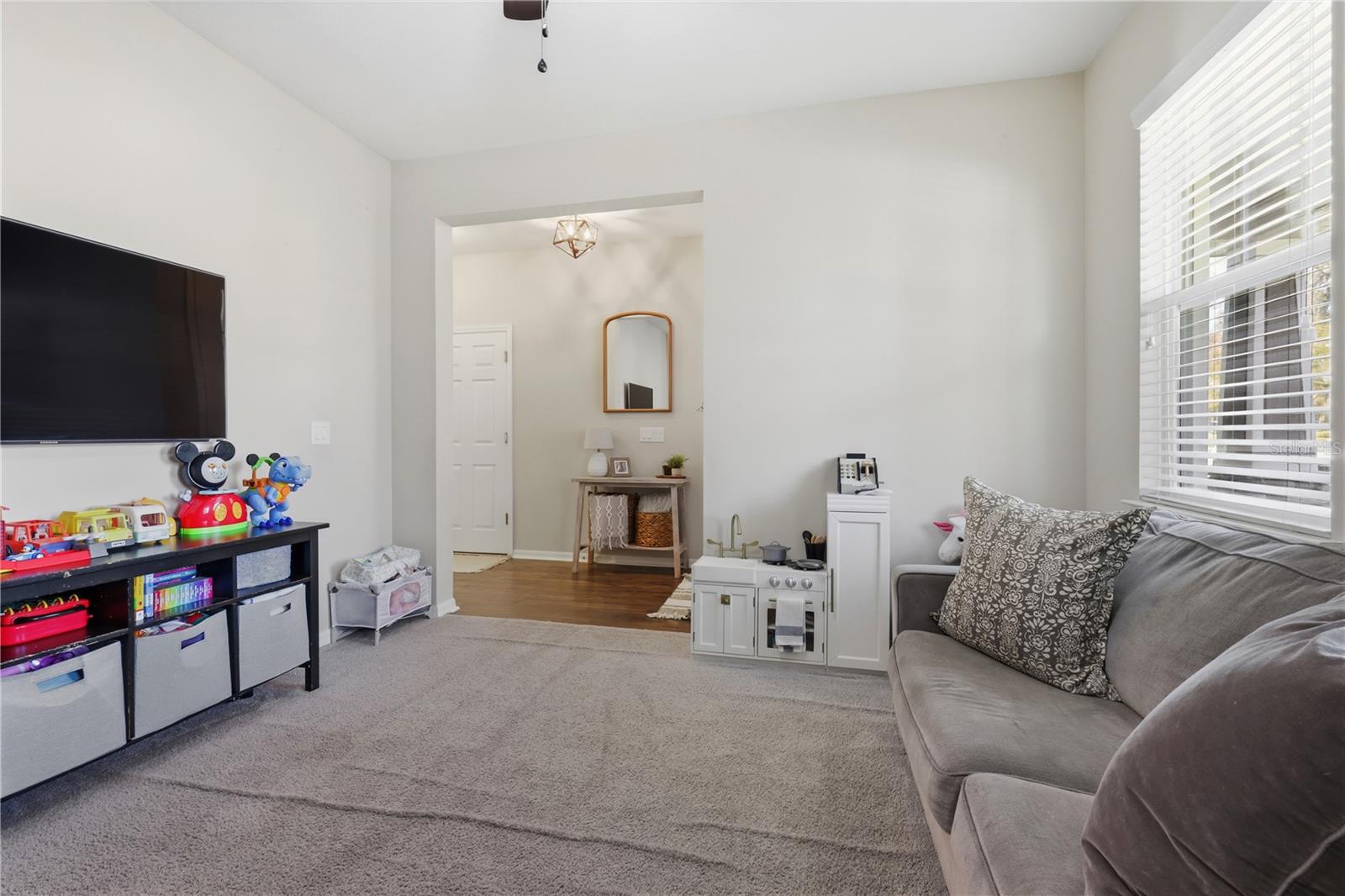 Image 18 of 49 For 2374 Kennington Cove