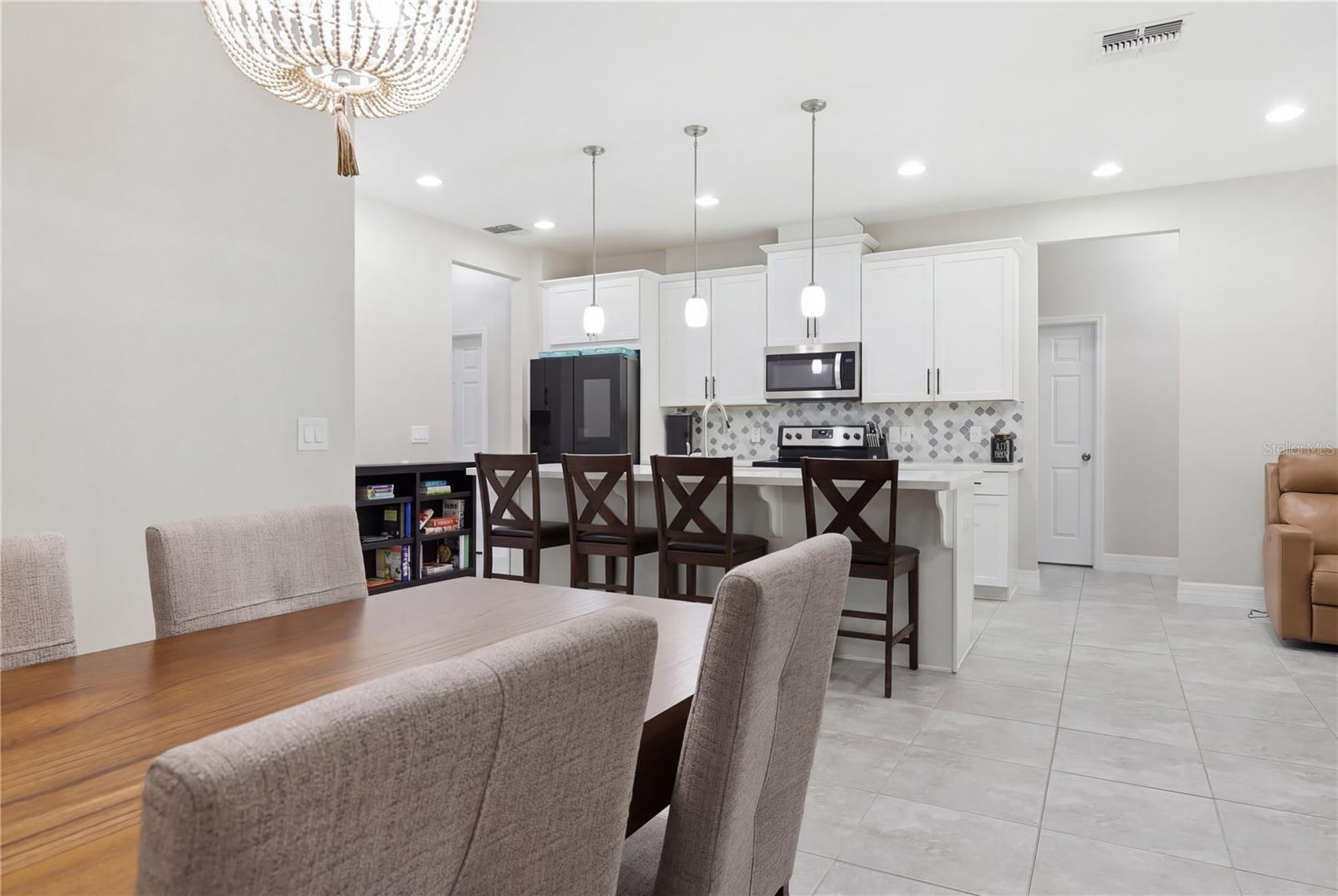 Image 17 of 43 For 2337 Oxmoor Drive