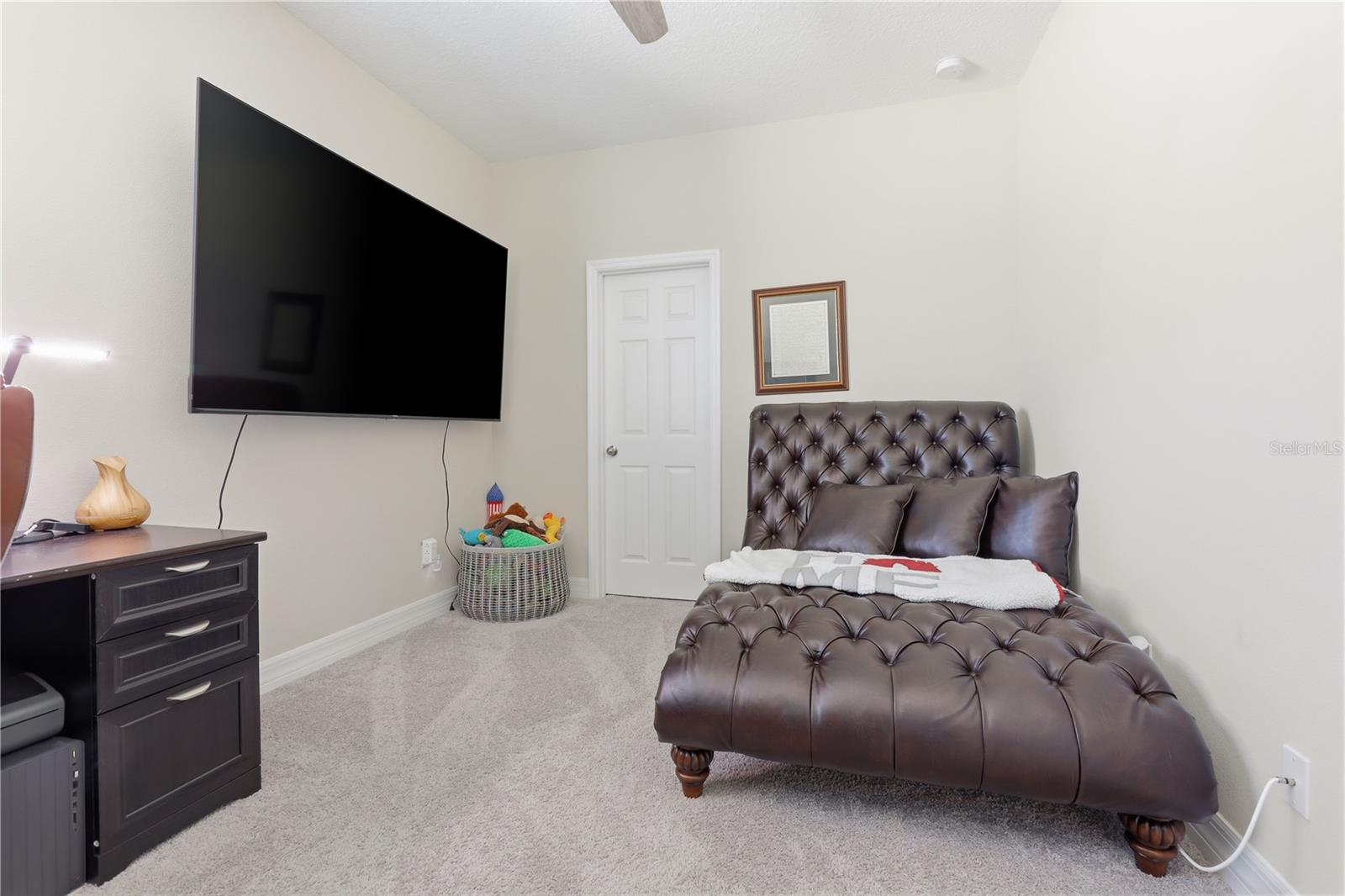 Image 37 of 43 For 2337 Oxmoor Drive