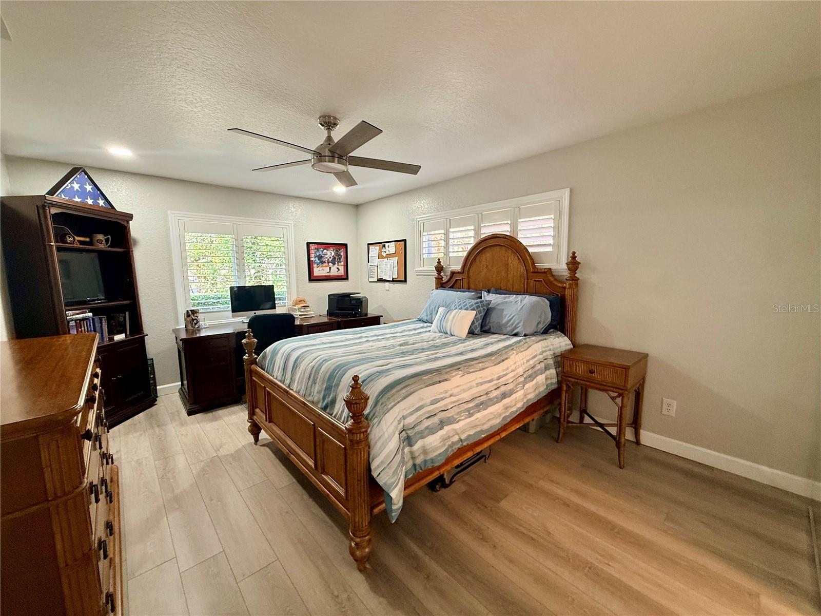 Image 24 of 60 For 908 Cabbage Court