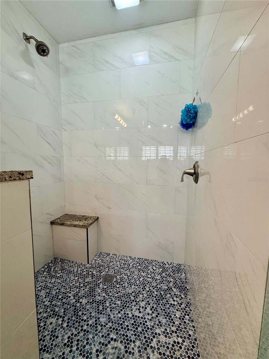 Image 34 of 60 For 908 Cabbage Court