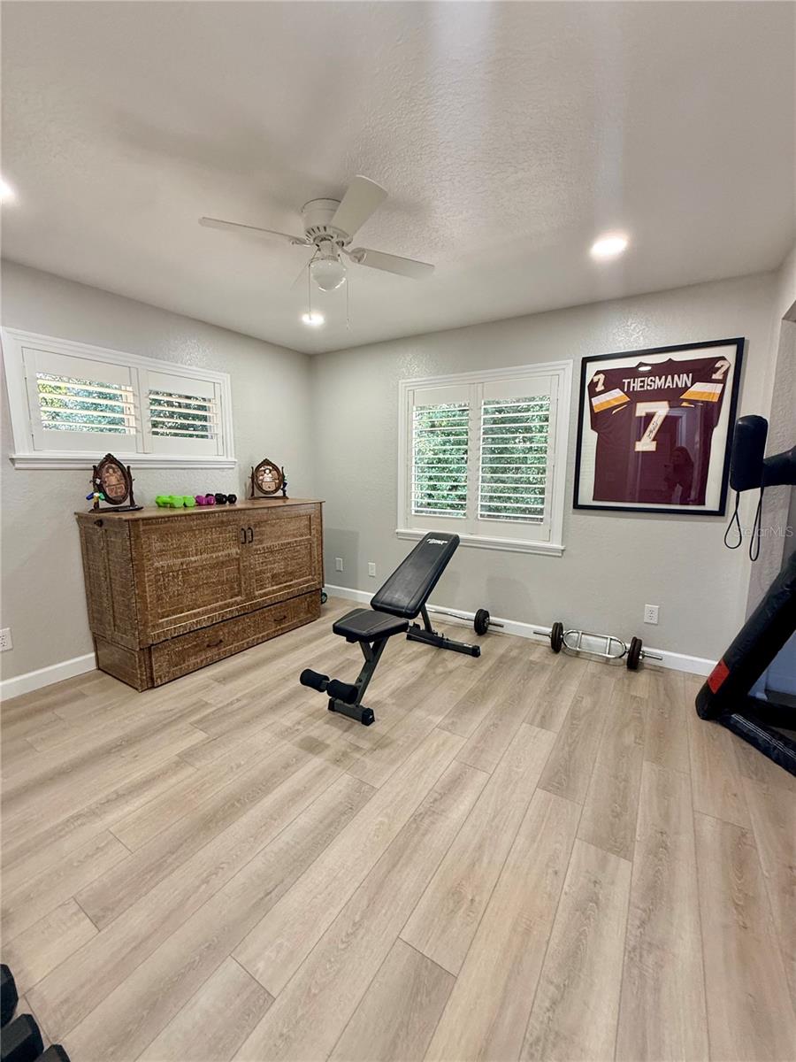 Image 36 of 60 For 908 Cabbage Court