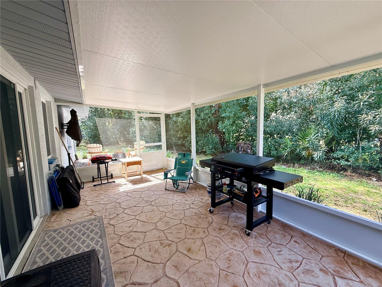 Image 43 of 60 For 908 Cabbage Court