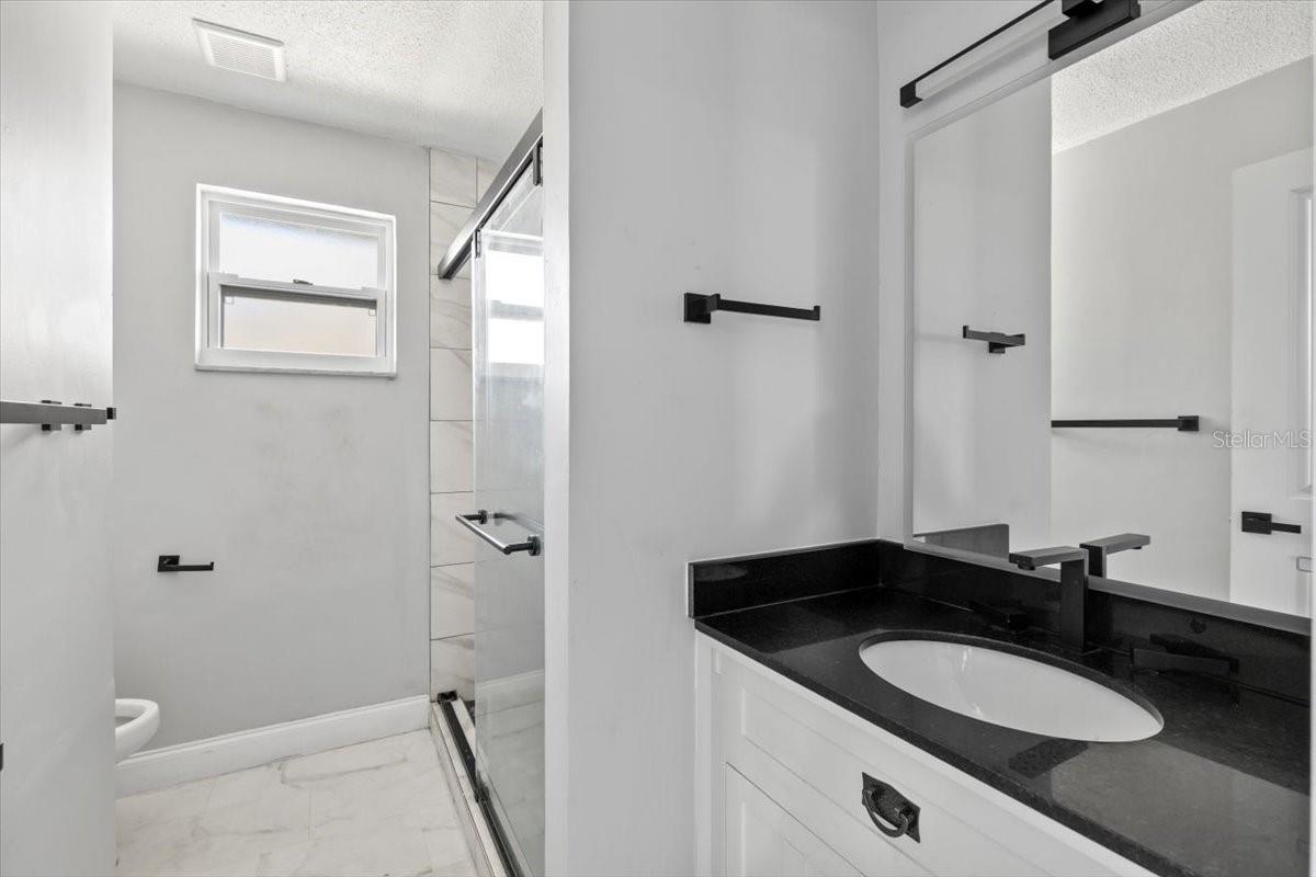 Image 14 of 37 For 1436 Mardrake Road