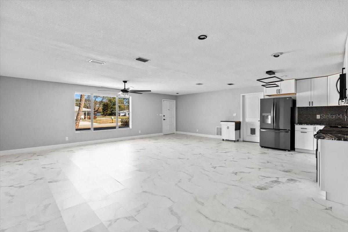 Image 4 of 37 For 1436 Mardrake Road