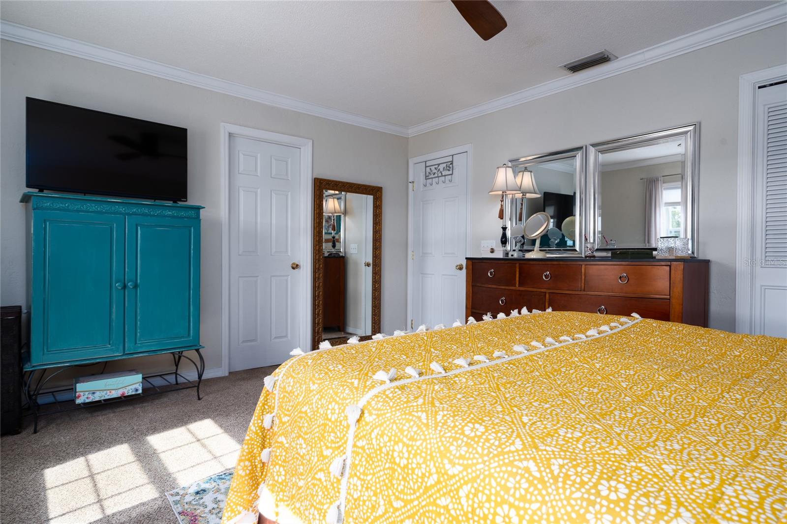 Image 10 of 28 For 1609 Pine Avenue