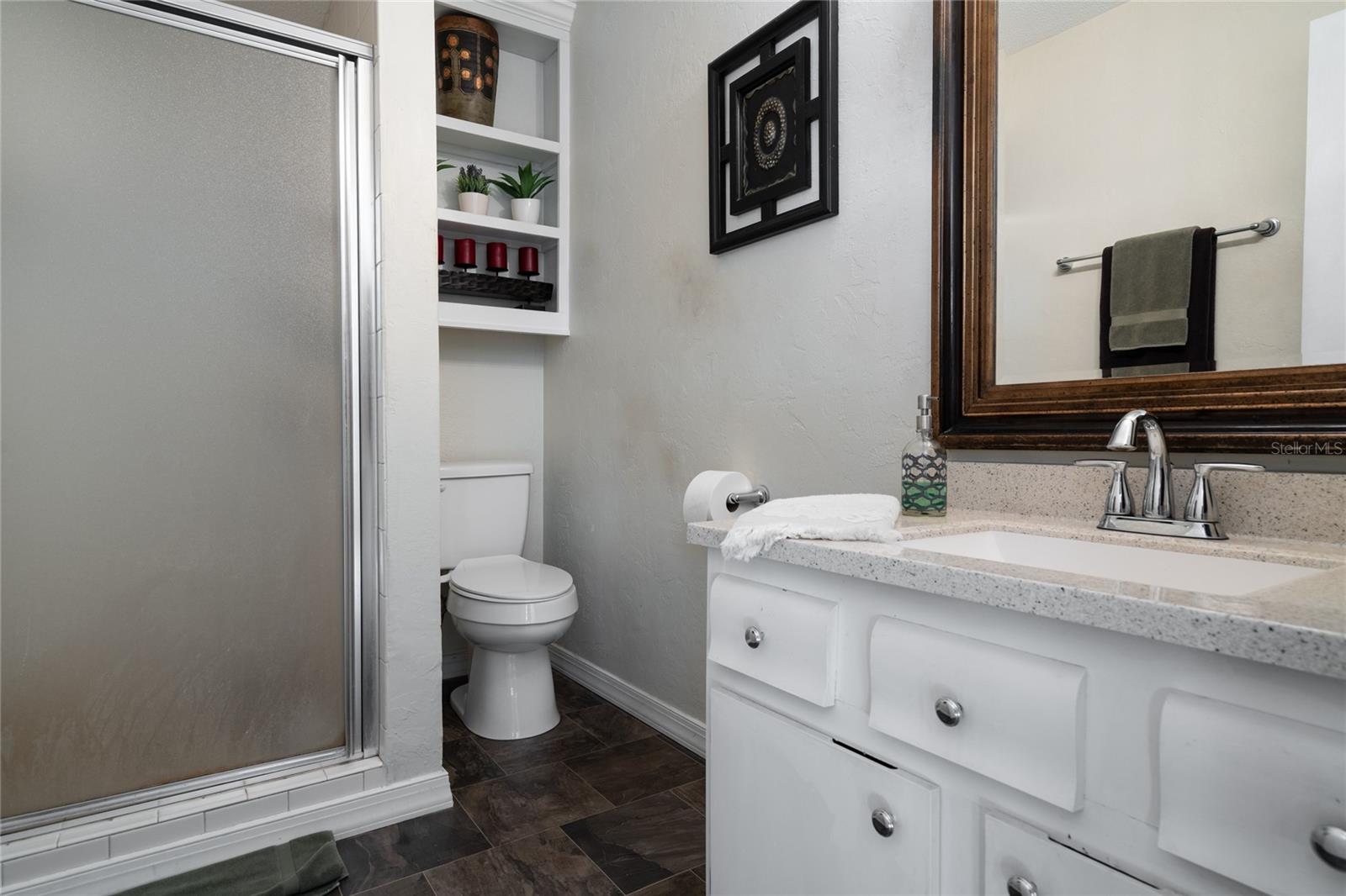 Image 11 of 28 For 1609 Pine Avenue