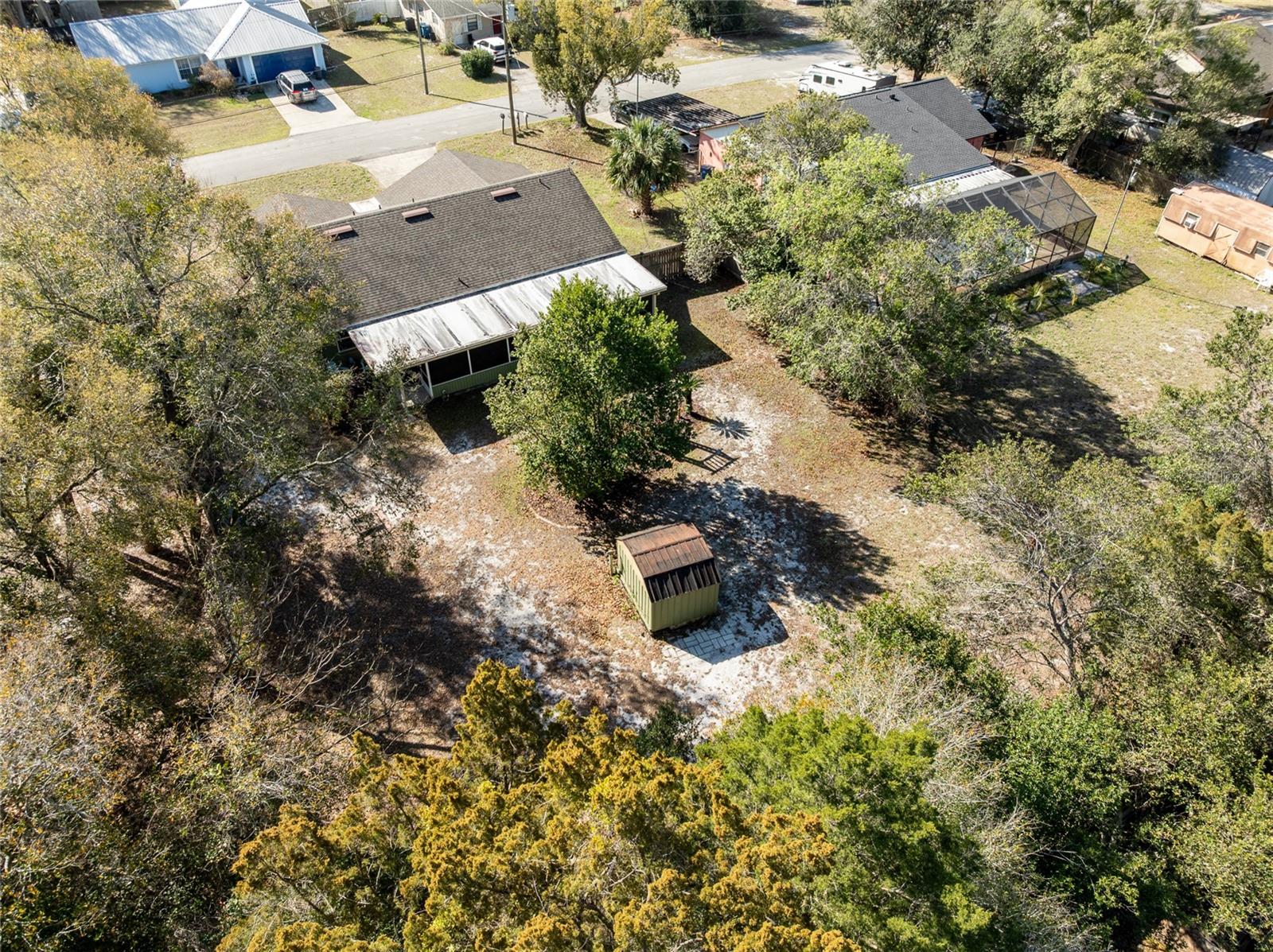 Image 22 of 28 For 1609 Pine Avenue