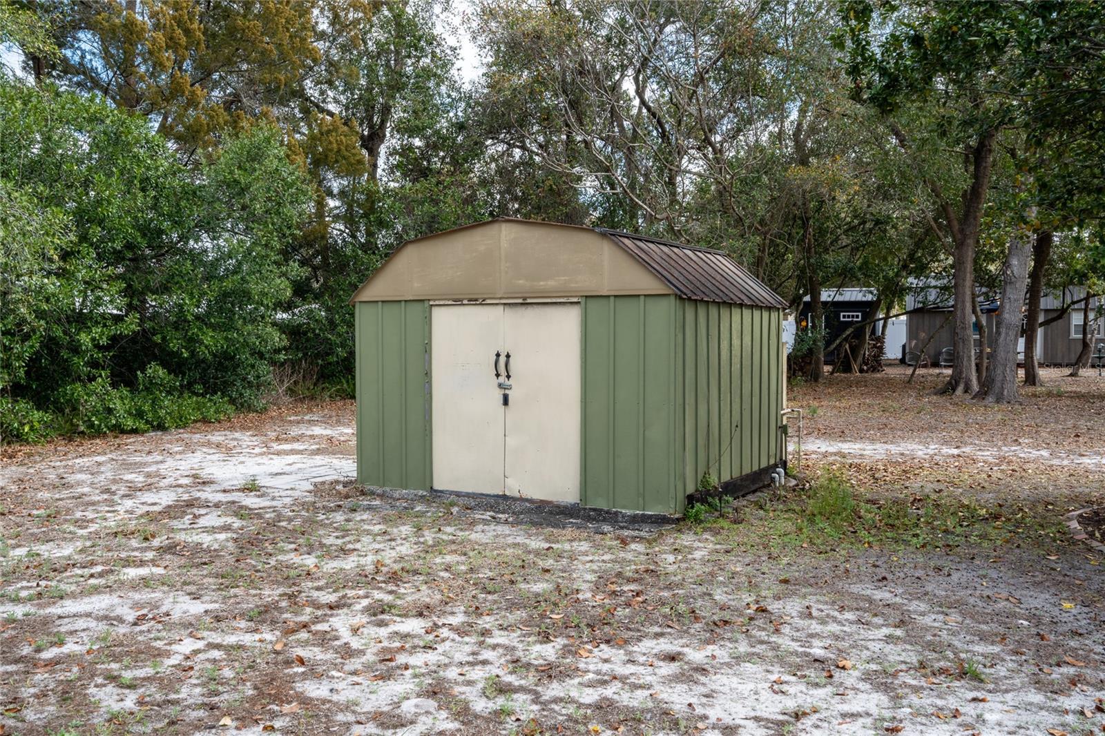 Image 27 of 28 For 1609 Pine Avenue