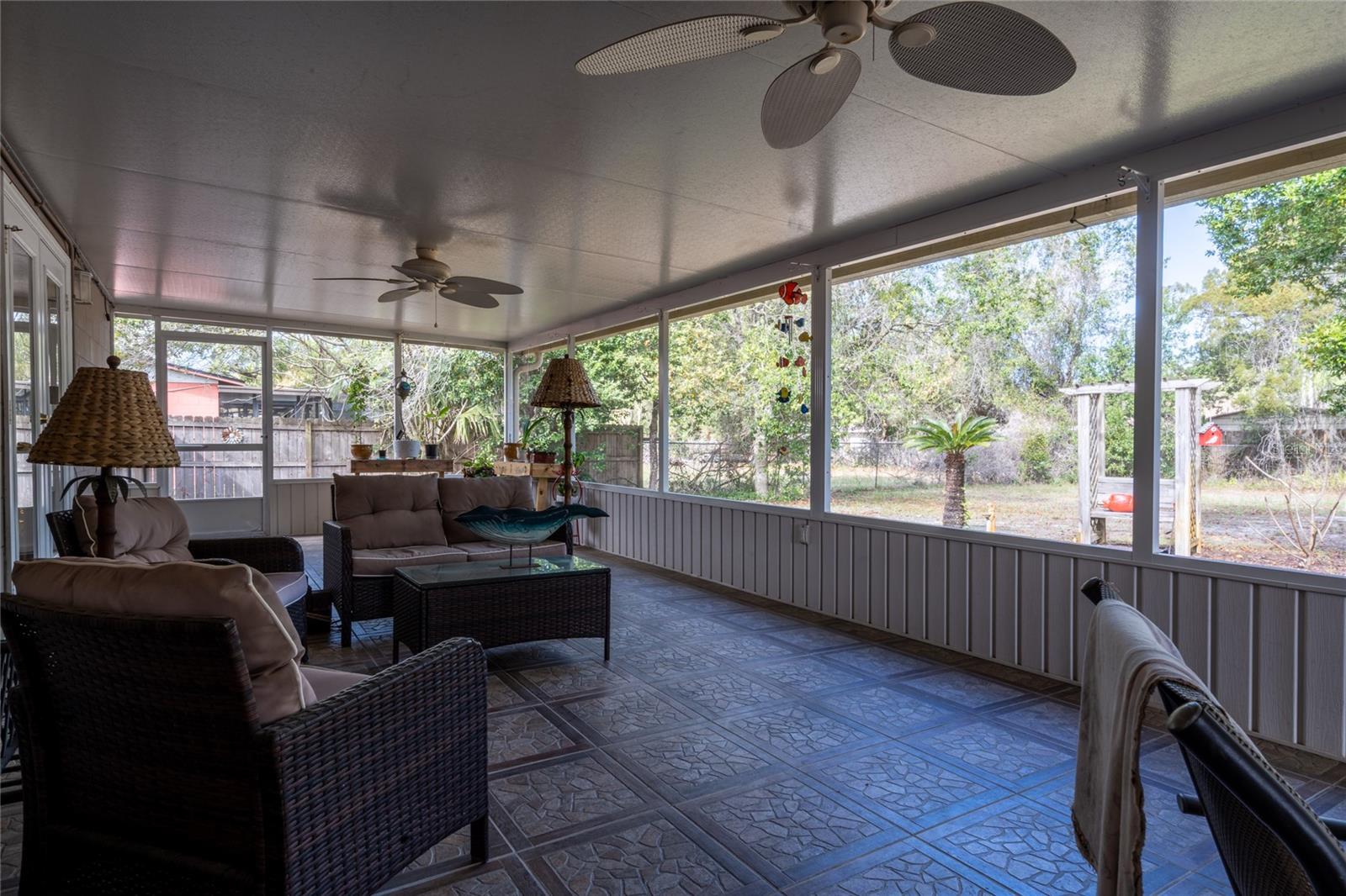 Image 8 of 28 For 1609 Pine Avenue