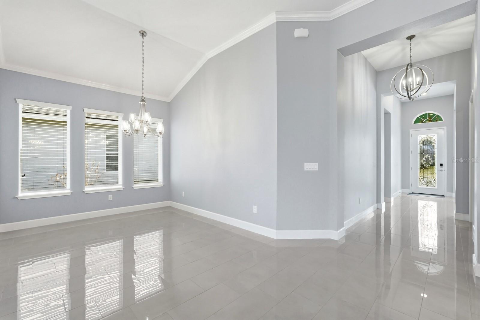 Image 11 of 41 For 6289 Fallsgrove Lane