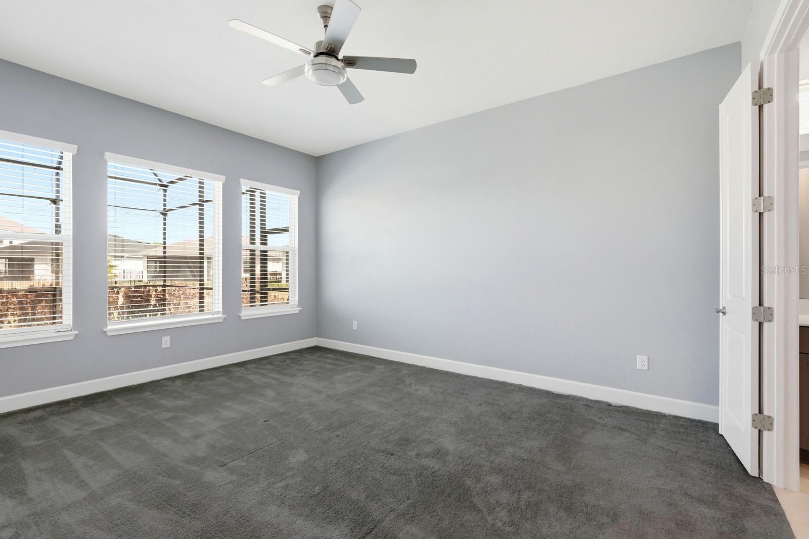 Image 15 of 41 For 6289 Fallsgrove Lane