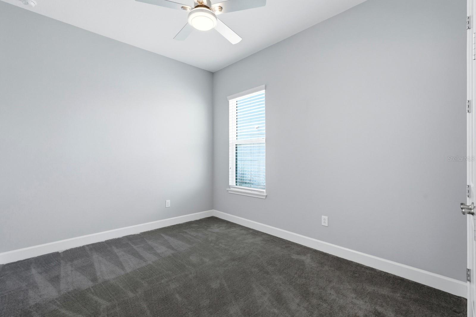 Image 29 of 41 For 6289 Fallsgrove Lane