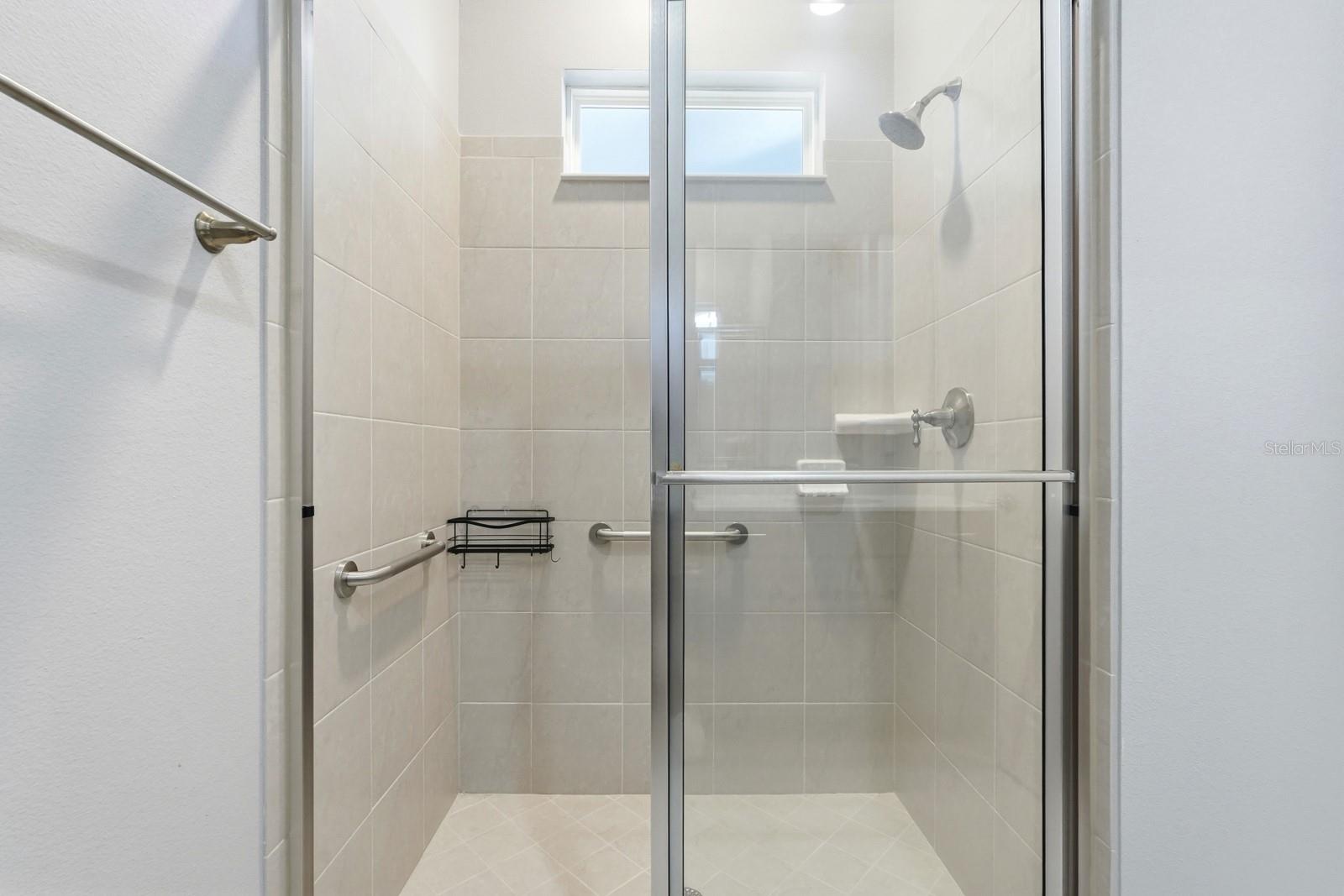 Image 32 of 41 For 6289 Fallsgrove Lane