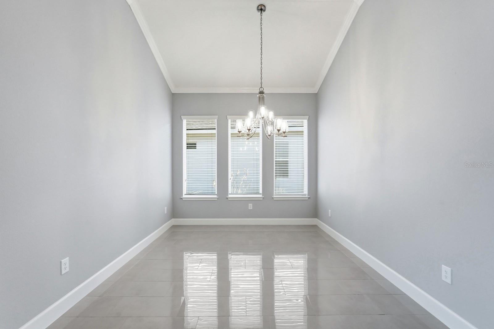 Image 5 of 41 For 6289 Fallsgrove Lane