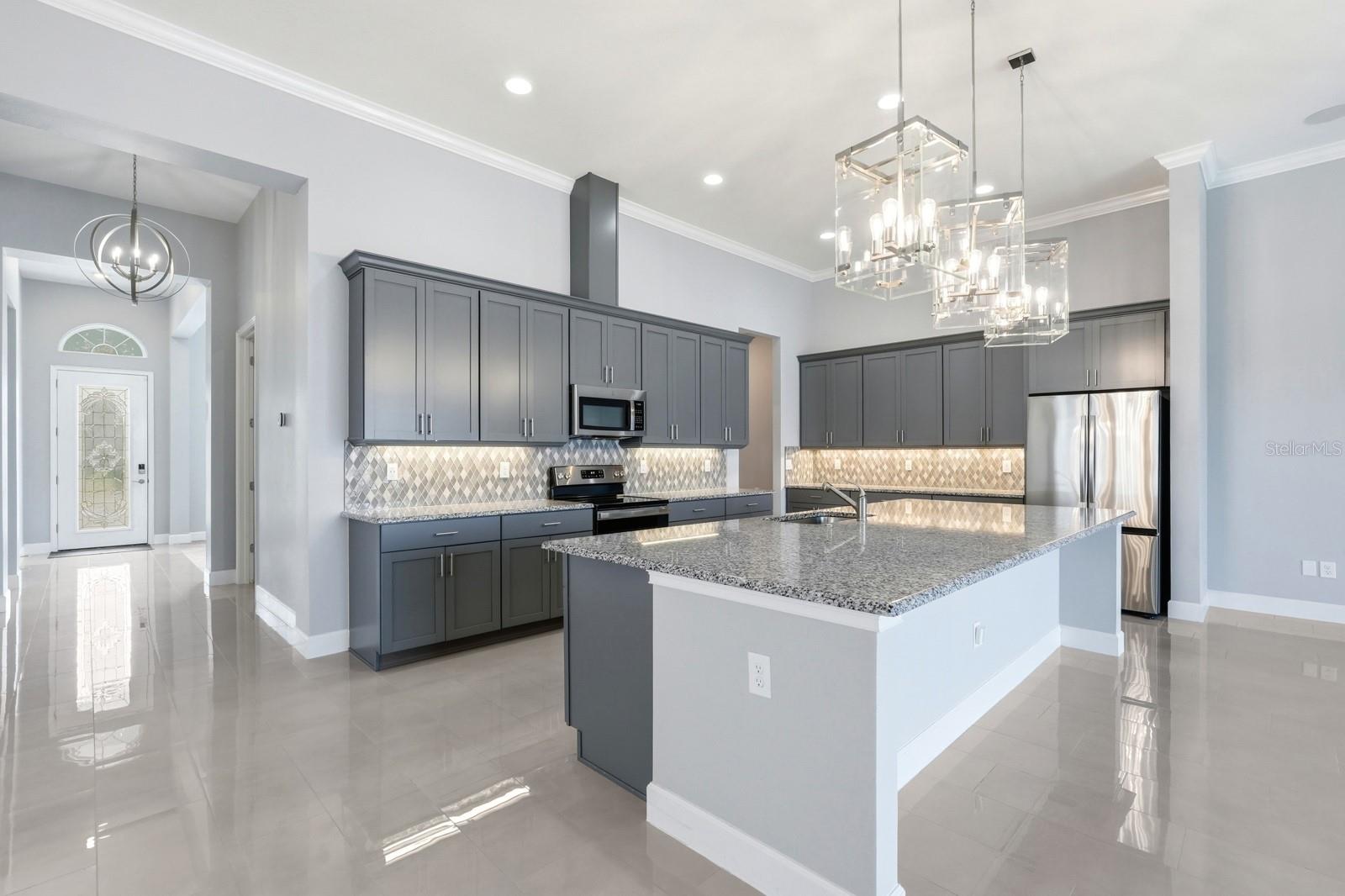 Image 7 of 41 For 6289 Fallsgrove Lane