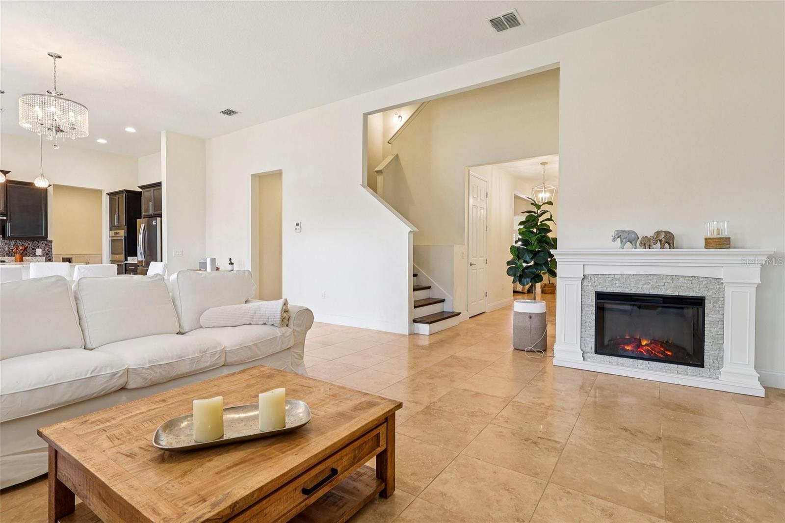 Image 10 of 64 For 3892 Golden Knot Drive