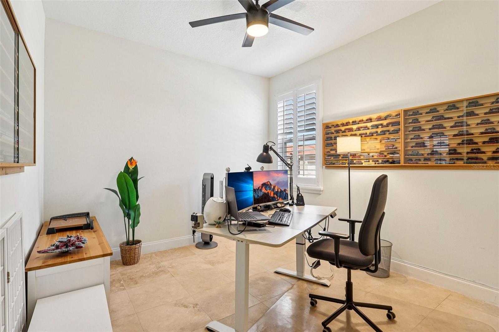 Image 21 of 64 For 3892 Golden Knot Drive