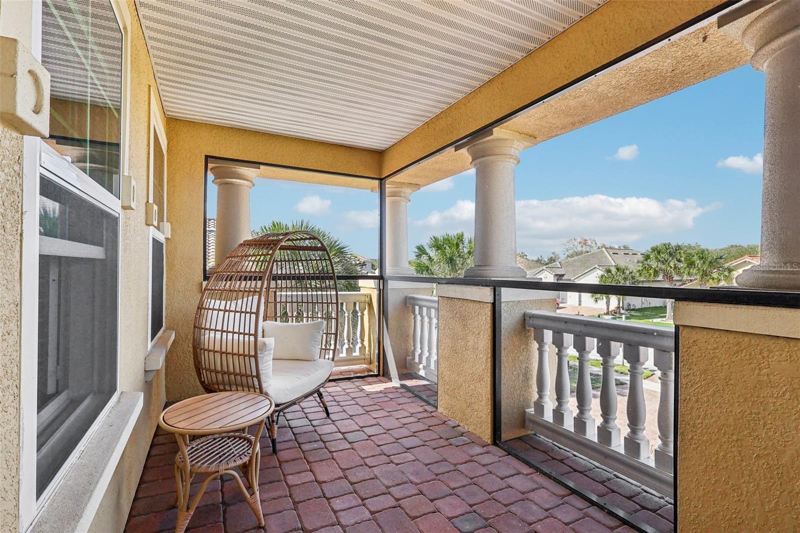 Image 32 of 64 For 3892 Golden Knot Drive