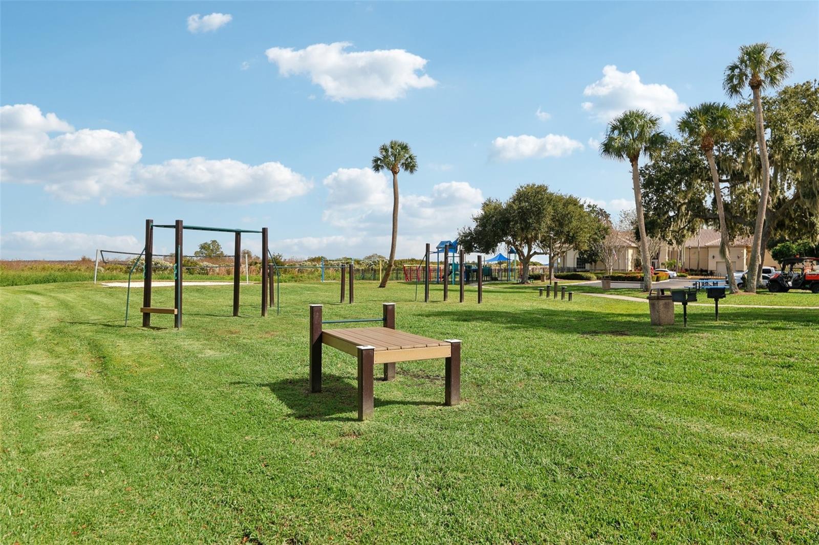 Image 53 of 64 For 3892 Golden Knot Drive