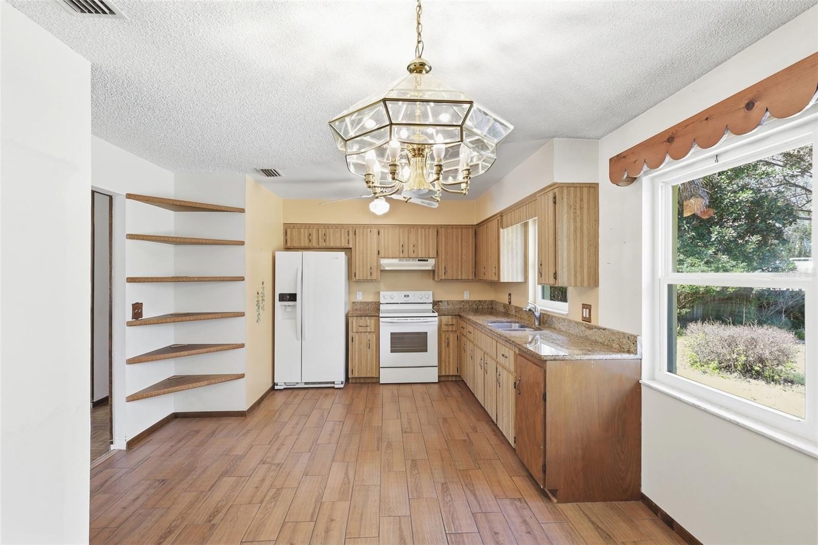 Image 16 of 34 For 525 Sandy Pines Drive