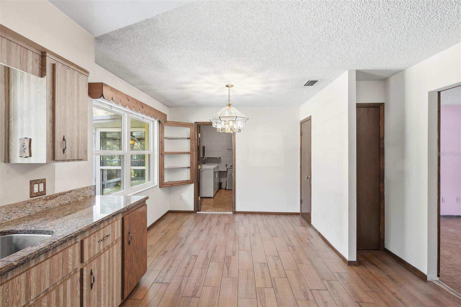 Image 17 of 34 For 525 Sandy Pines Drive