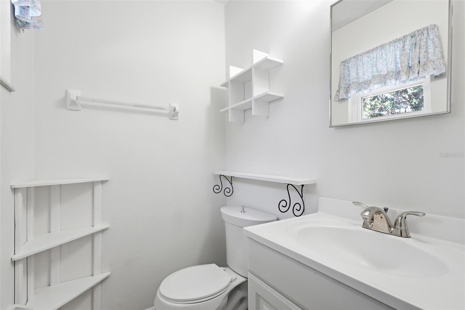 Image 24 of 34 For 525 Sandy Pines Drive