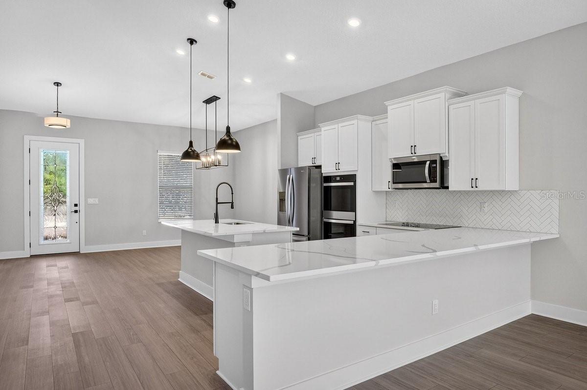 Image 13 of 53 For 8911 Ford Road